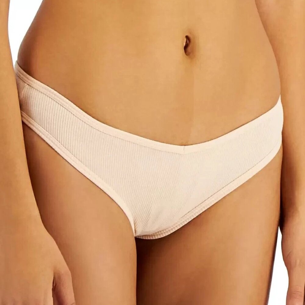 NWT Jenni 1-Pack Women's Ribbed Knit Thong Panty Underwear, Chai Beige, Medium